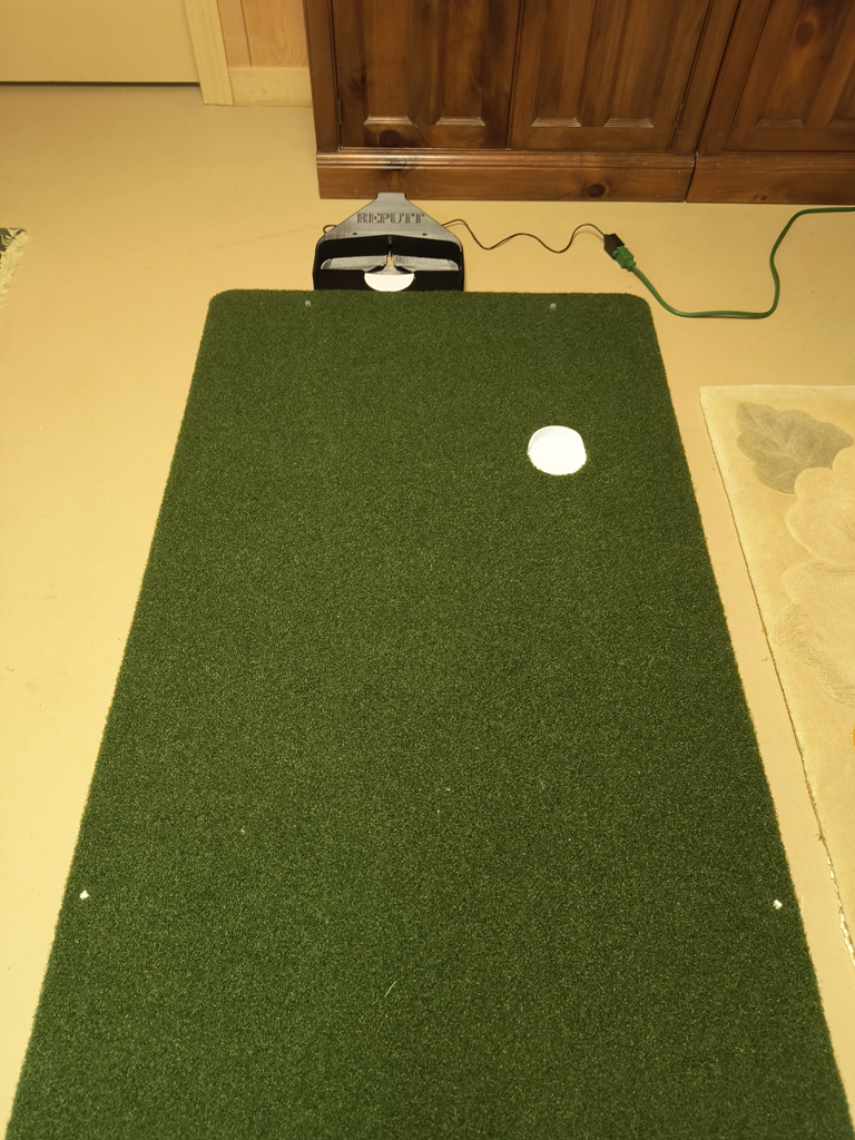 Reputt Standard Mat Reputt | No-Ramp Golf Ball Return for Realistic Practice – REPUTT